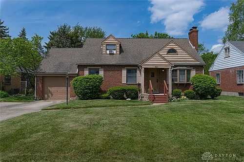 521 Oakview Dr Photo 1