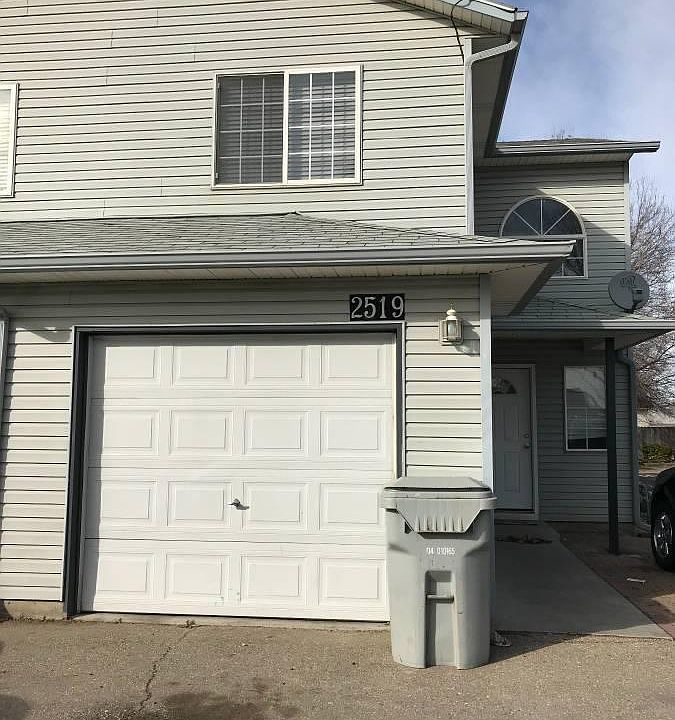 2519 Spruce