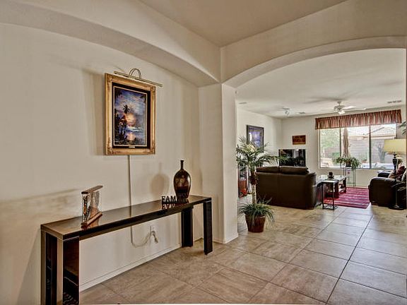 3rd image of 4113 W Hazel Dr