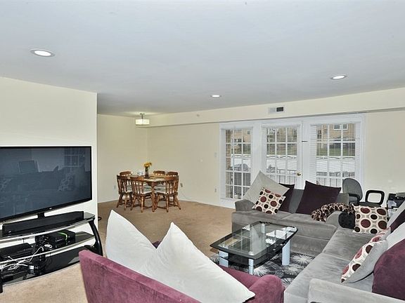 2nd image of 12705 Gordon Blvd APT 43