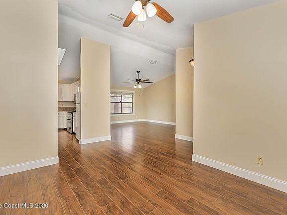 5th image of 1290 Ashboro Cir SE