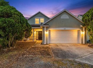 2620 Woods Edge Cir, Orlando, FL 32817