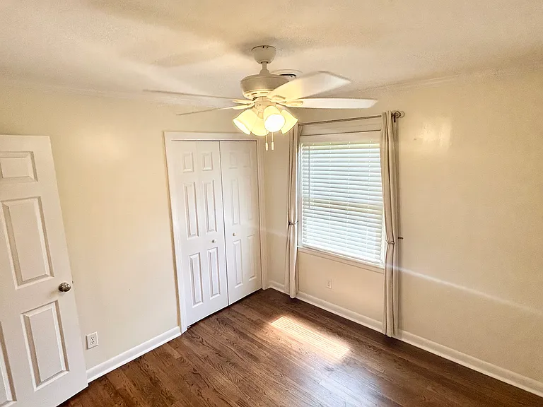 1121 Glenwood Dr — Photo 11