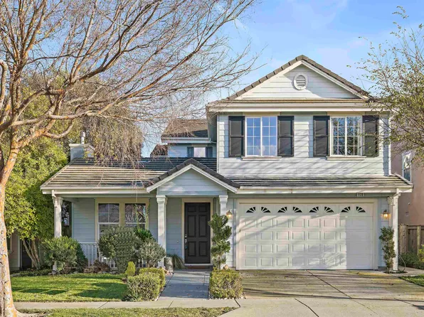 1126 S Shelter Bay, Hercules, CA 94547