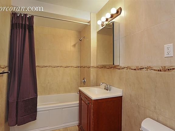 5th image of 2325 31st Ave APT 6B