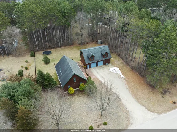 N2208 Cleghorn Rd, Waupaca, WI 54981