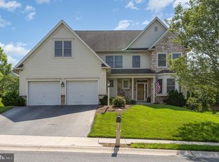 317 Cobblers Ct, Lititz, PA 17543
