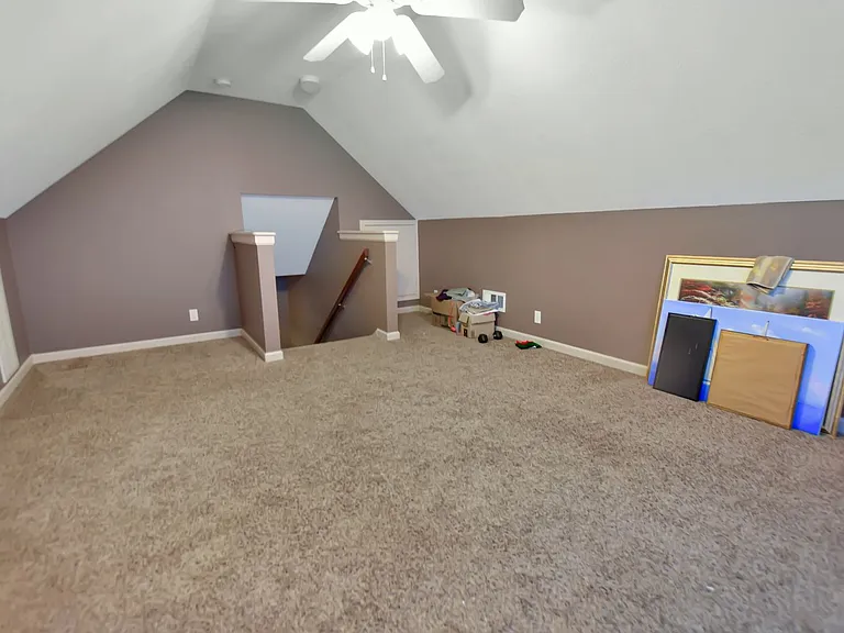 3896 Gaine Dr — Photo 17