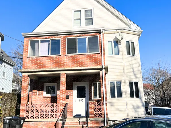 150 Spruce St #1, Watertown, MA 02472