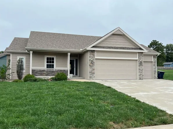 11901 N Tracy Ave, Kansas City, MO 64155