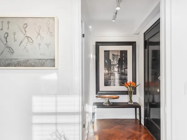 140 Cabrini Boulevard image 6 of 21