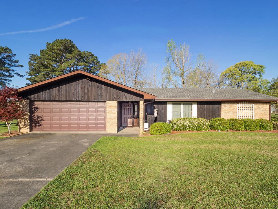1st image of 106 Bullock Dr