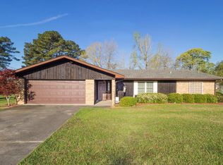 106 Bullock Dr, New Llano, LA 71461