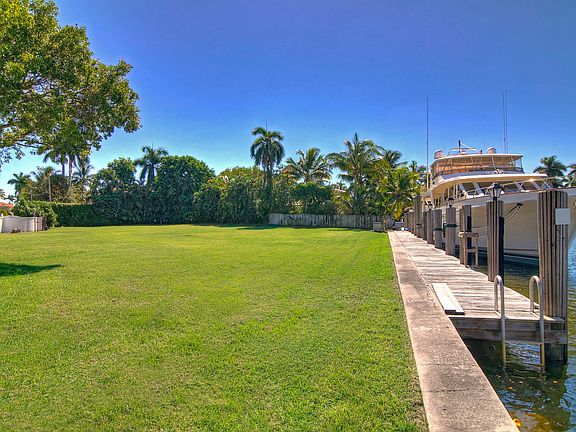 2nd image of 2504 Laguna Ter