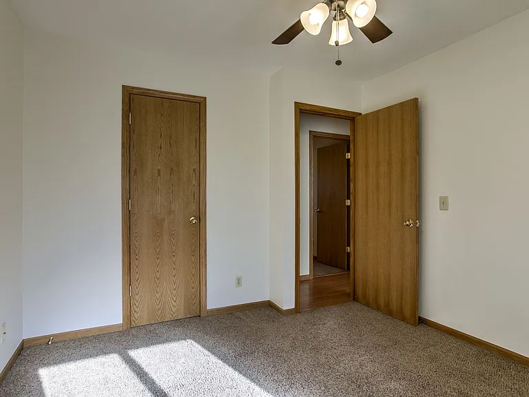 4115 N 213th Cir — Photo 19