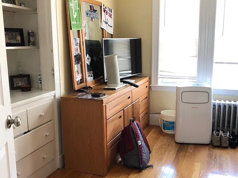 120 Holton St #2 — Photo 8