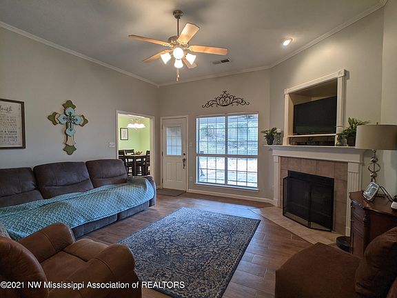 2nd image of 4837 Graham Lake Dr