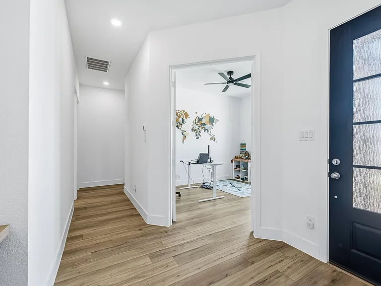 31051 Sun Valley Dr — Photo 6