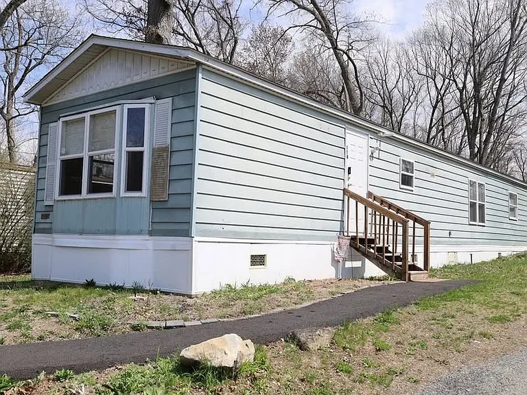 9 Murphy Ln — Photo 27