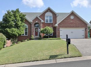 12005 Pleasant Lawn Ct, Louisville, KY 40299