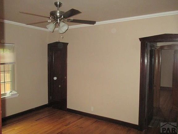 2nd image of 511 W Orman Ave