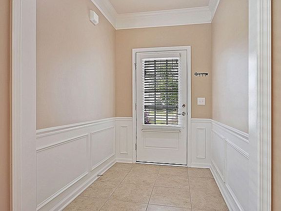 3rd image of 163 Sea Lavender Ln