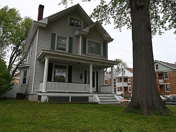 front yard - Markbreit ave. 
