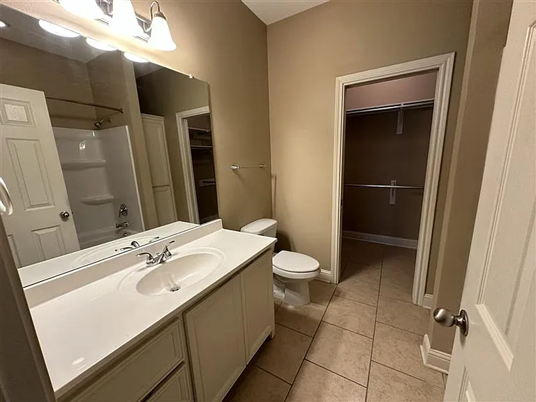 4002 Mobley Cir — Photo 18