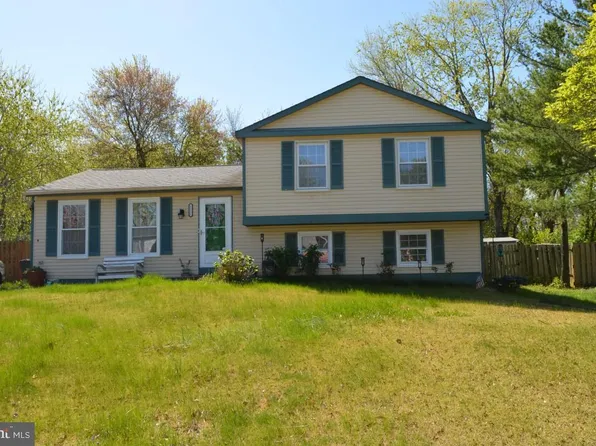 3237 Bethel Church Dr, Woodbridge, VA 22192
