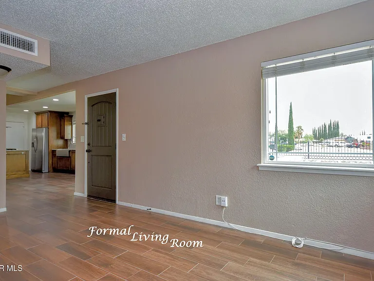 10348 Darin Rd — Photo 11