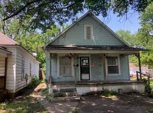 803 E 9th St, Pittsburg, KS 66762