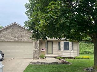 7358 Cross Creek Dr, Swartz Creek, MI 48473