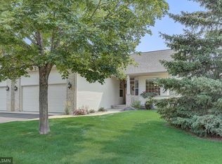 17522 Haralson Dr, Eden Prairie, MN 55347