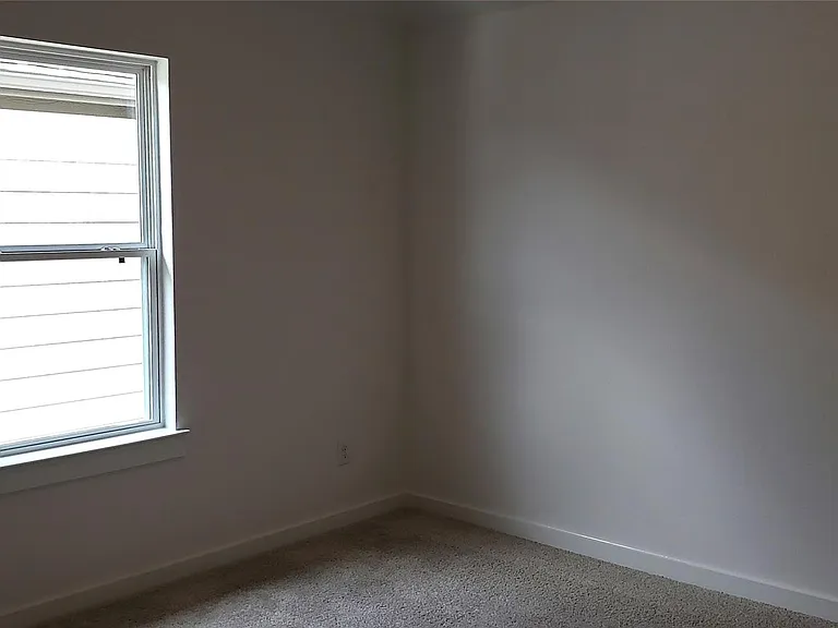 10611 Hidden Rock Dr — Photo 17