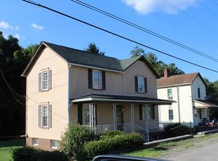 29 Browntown Rd, Avella, PA 15312