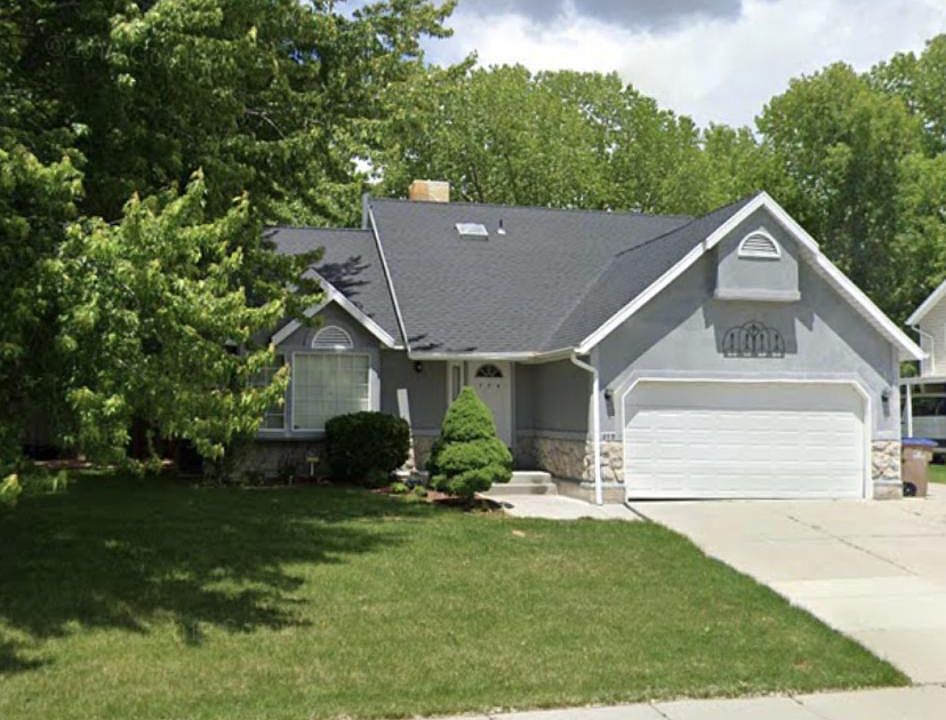 1st image of 779 E Meadow Wood Dr