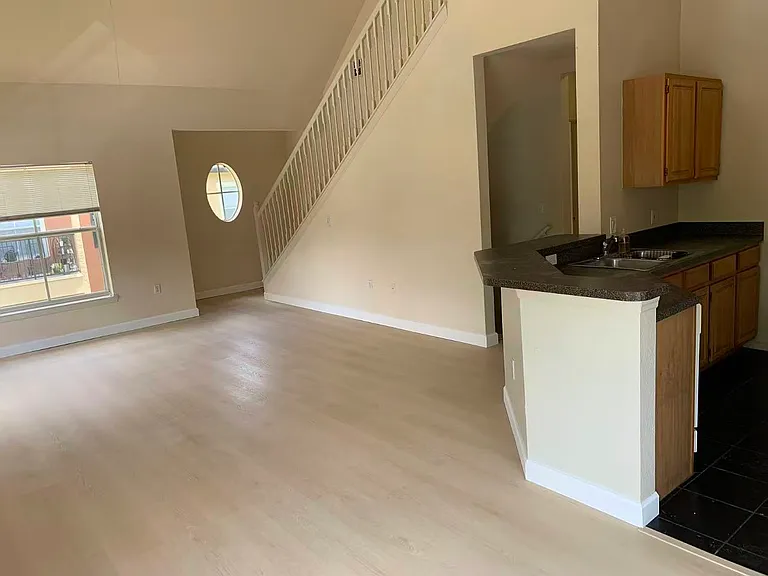 6001 Westgate Dr #2121 — Photo 2