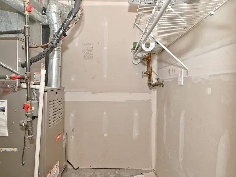 11437 Enclave Blvd — Photo 13