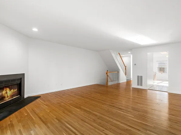 130 Panorama Drive image 5 of 17