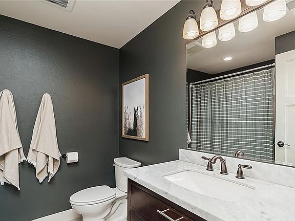 5th image of 6747 Cove Creek Dr