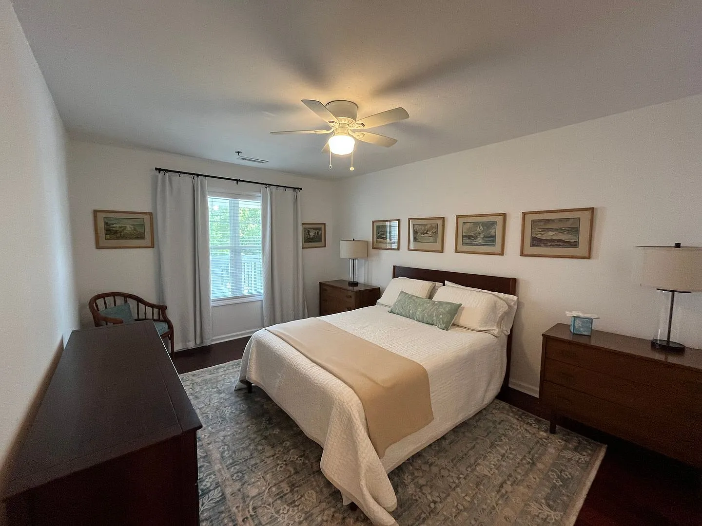 Welcome to our stunning 3-bedroom, 2-bathroom condo located in the beautiful city of Wilmington, NC. — Photo 4