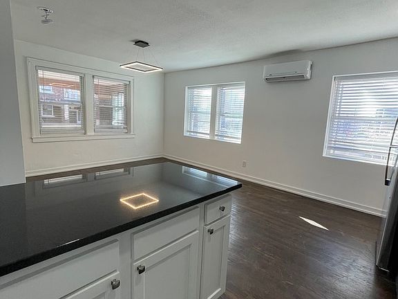 3rd image of 110 E 40th St #1B