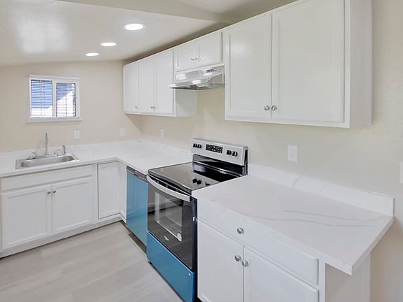 4th image of 1618 Viera Ave #A