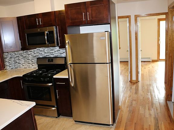 3rd image of 78 Coffey St APT 1