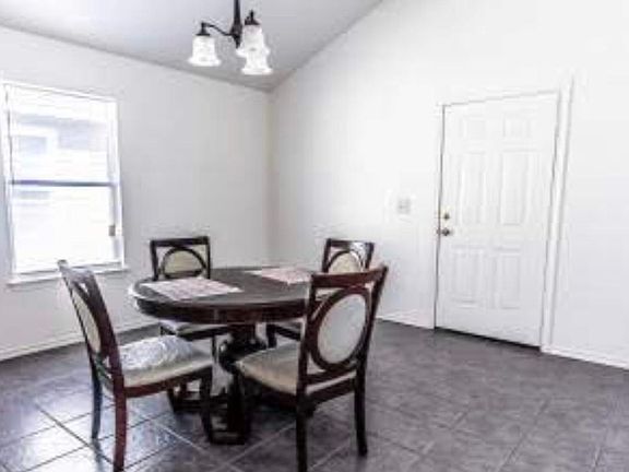 2nd image of 301 Madison Ct