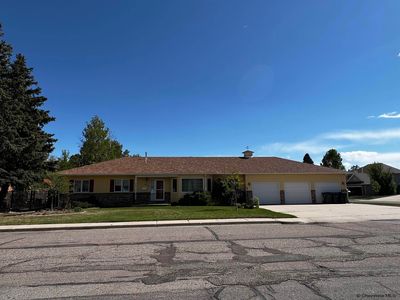 615 Oakhurst Dr, Cheyenne, WY, 82009