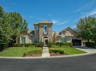 1748 E Gatwick Ln, Fresno, CA 93730