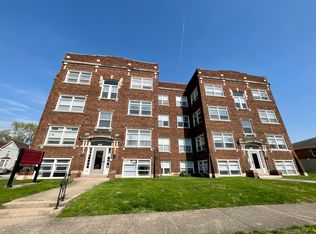 1008 S 2nd St #12, Springfield, IL 62704