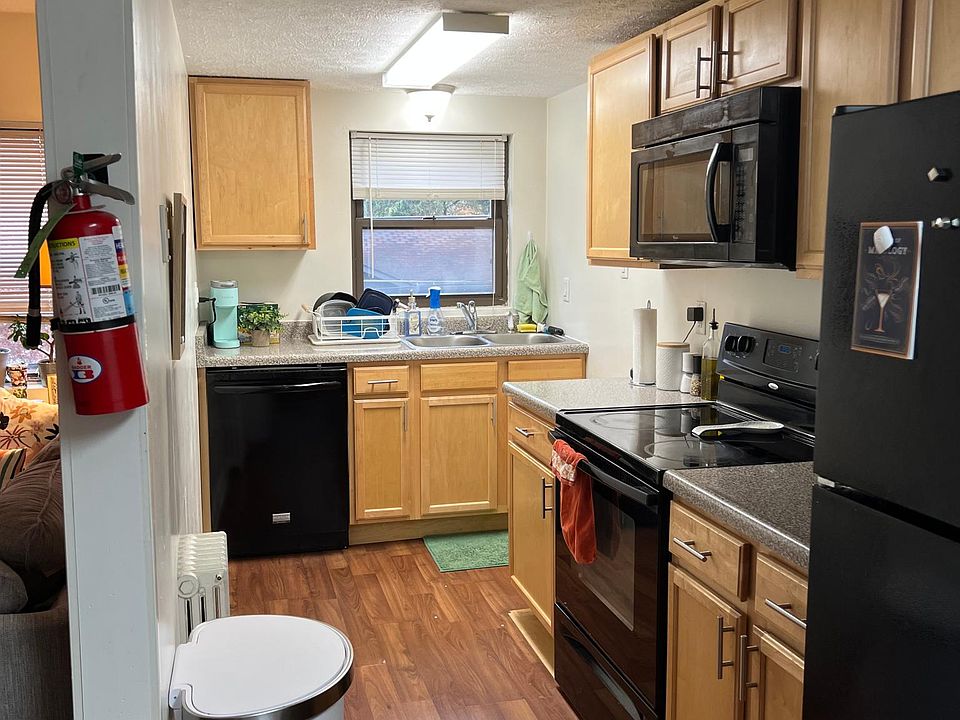 1st image of 21 N 5th St #496
