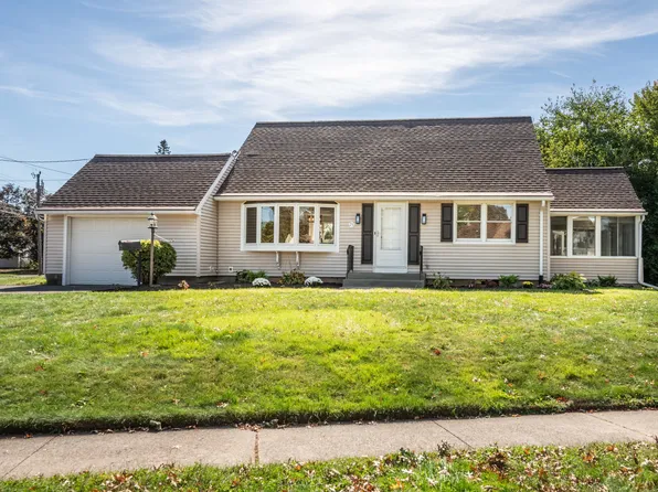 25 Fowler Drive, West Hartford, CT 06110